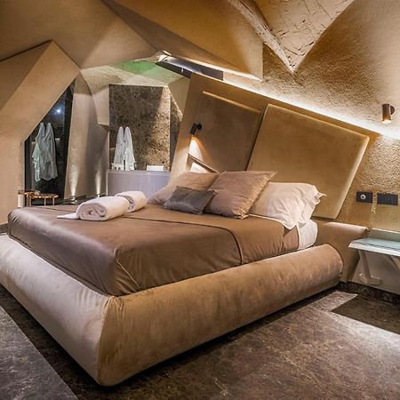 Le Suites Del Duomo Luxury Катания Экстерьер фото