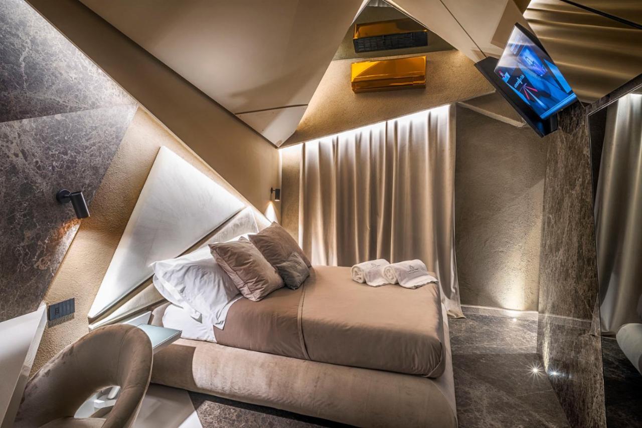 Le Suites Del Duomo Luxury Катания Экстерьер фото
