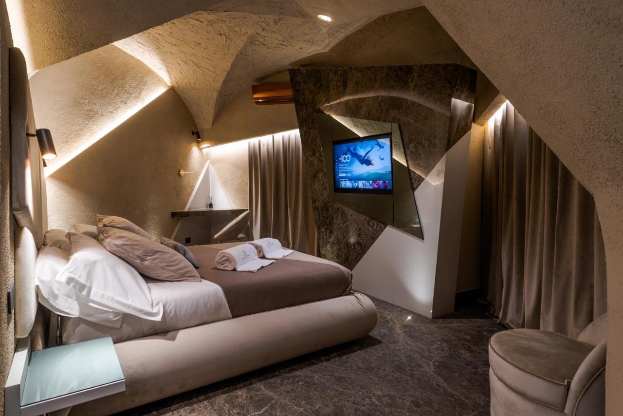 Le Suites Del Duomo Luxury Катания Экстерьер фото