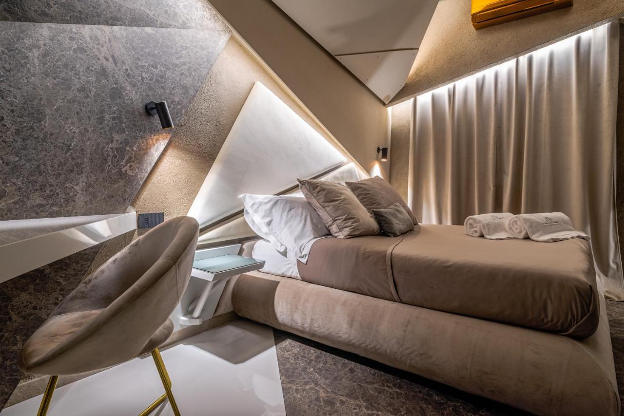 Le Suites Del Duomo Luxury Катания Экстерьер фото